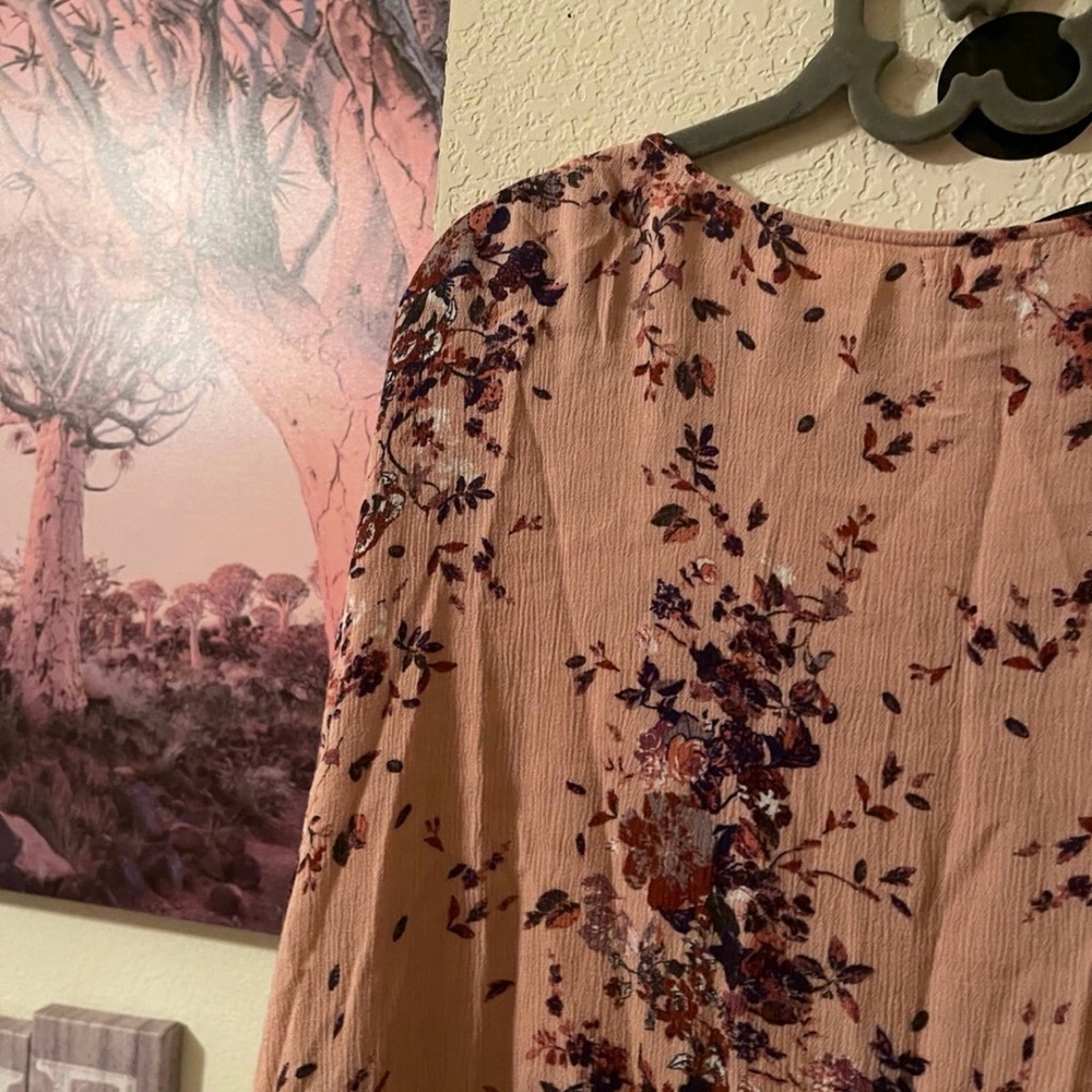 Eyeshadow Pink Tie-Front Relaxed cropped Blouse size XL pre-owned - Picture 10 of 11